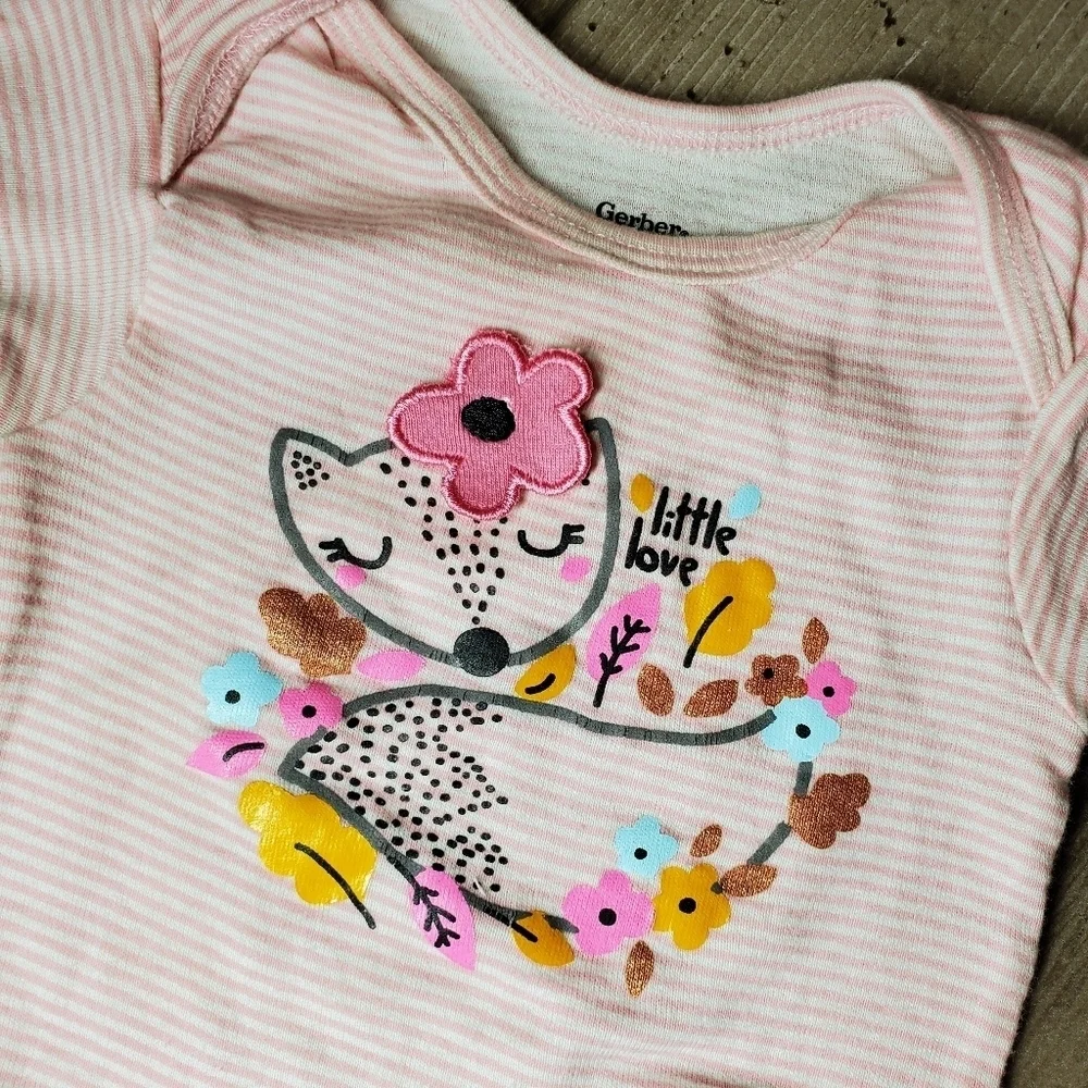Gerber Baby Girl Pink and White Fox Onesies Bundle Size 6-9m 100% Cotton
